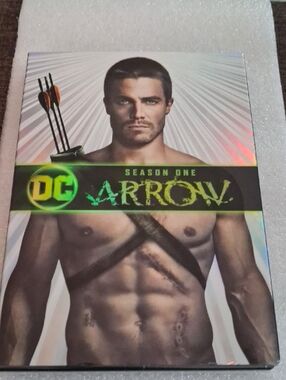 DC Arrow Season One DVD